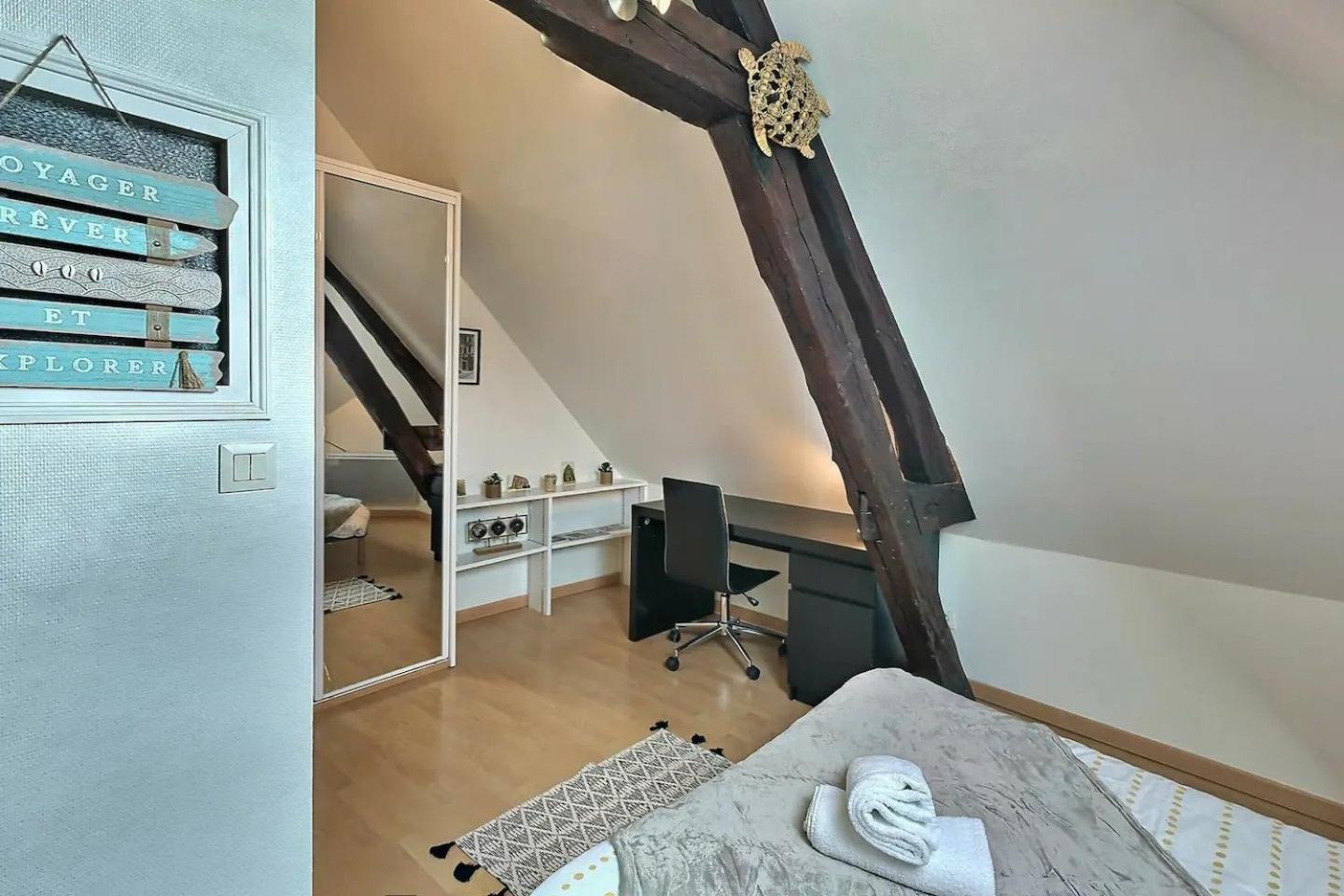 Le Travel - Appartement Equipe Proche Centre Et Yschools Troyes Kültér fotó